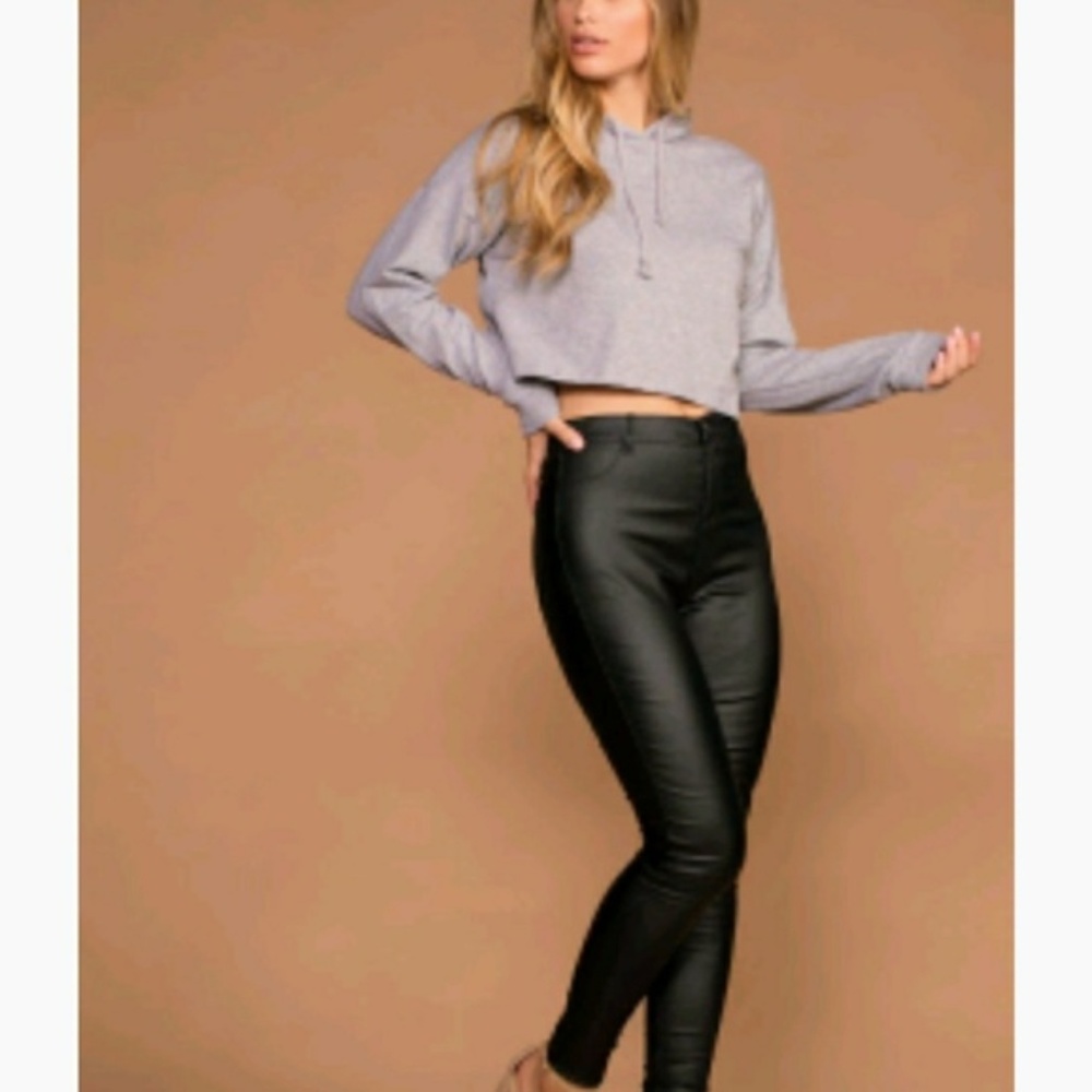 Olive + Joy Cropped Sweatshirt